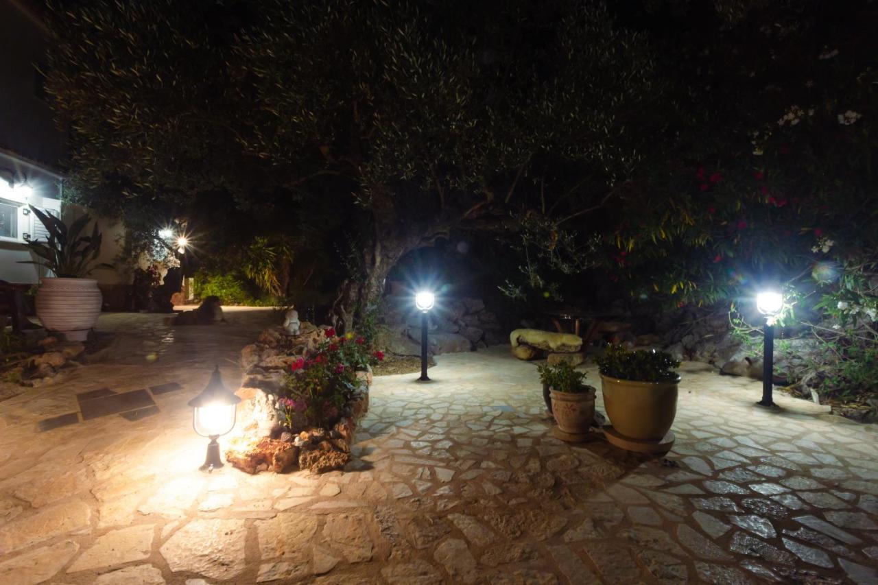 Appartement In Olive Groove House Peloponnesos Western Mani Kalianeika 外观 照片